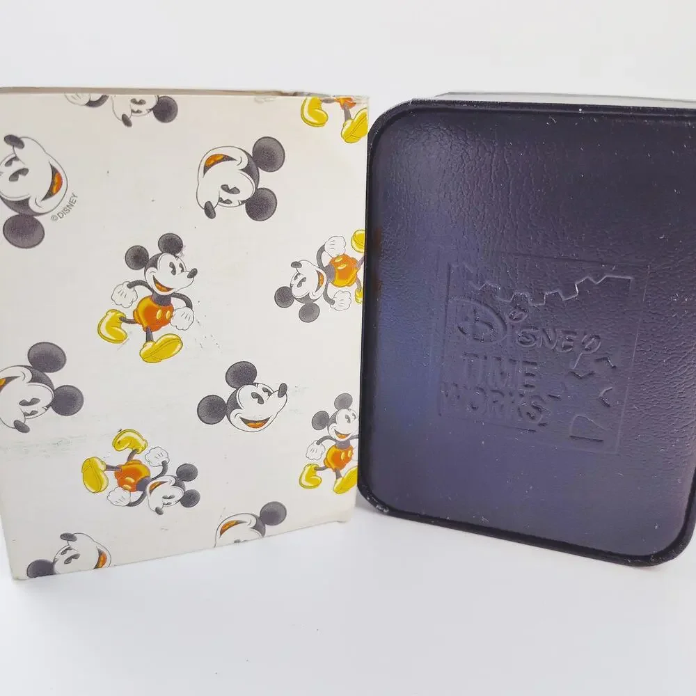 Disney Mickey Mouse Metal Band Watch Silver Face NIB